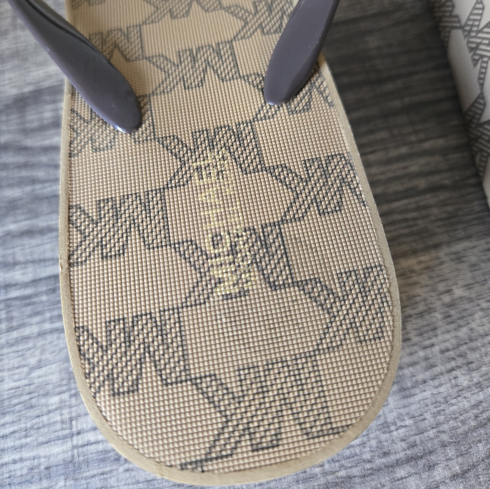 Michael Kors Signature Logo Brown Flip Flops, Women's Size 10 - Picture 7 of 12
